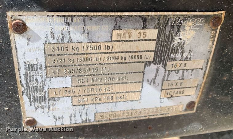 image for item DM7757 2005 Vermeer BC1400XL wood chipper