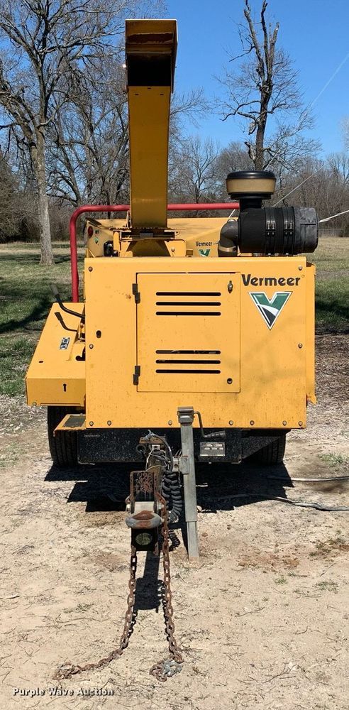 image for item DM7758 2012 Vermeer BC1000XL wood chipper