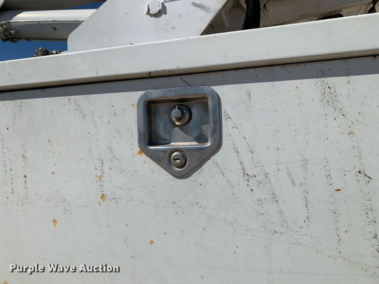 image for item DM7763 2007 Ford F750 Super Duty bucket truck