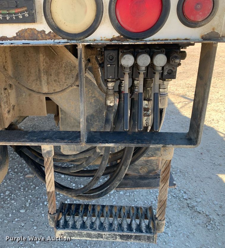 image for item DM7763 2007 Ford F750 Super Duty bucket truck