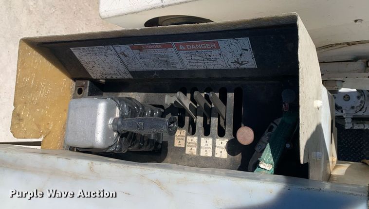 image for item DM7763 2007 Ford F750 Super Duty bucket truck