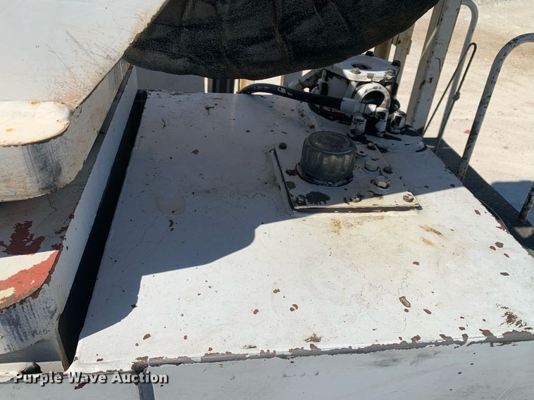 image for item DM7763 2007 Ford F750 Super Duty bucket truck