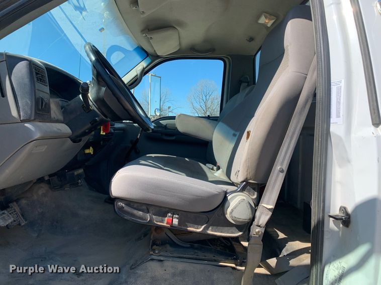 image for item DM7763 2007 Ford F750 Super Duty bucket truck