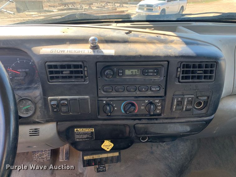 image for item DM7763 2007 Ford F750 Super Duty bucket truck