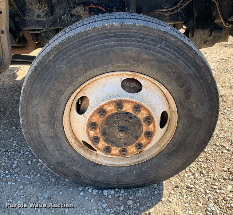 image for item DM7763 2007 Ford F750 Super Duty bucket truck