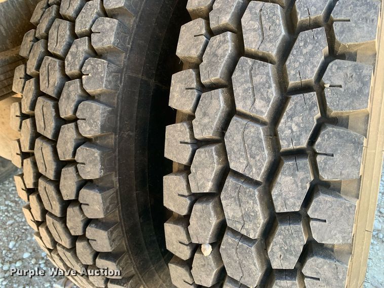 image for item DM7763 2007 Ford F750 Super Duty bucket truck