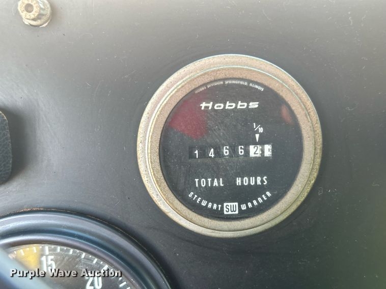 image for item DN0518 1989 Amertek Inc. 2500L hydroseeder truck