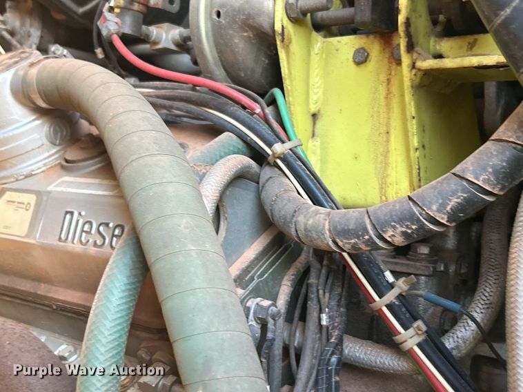 image for item DN0518 1989 Amertek Inc. 2500L hydroseeder truck