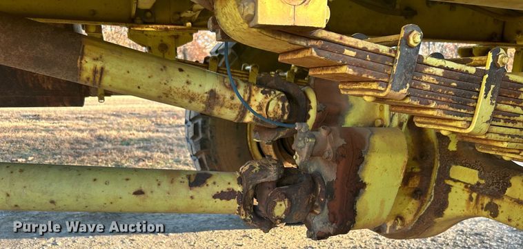 image for item DN0518 1989 Amertek Inc. 2500L hydroseeder truck