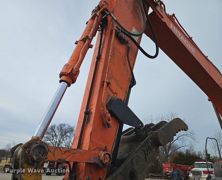 image for item DN7211 2006 Hitachi  ZX270LC-3 excavator