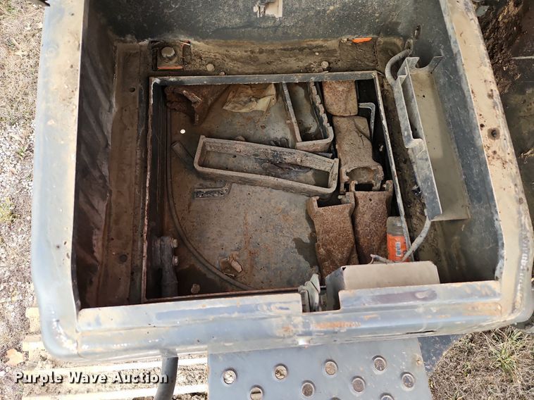 image for item DN7211 2006 Hitachi  ZX270LC-3 excavator