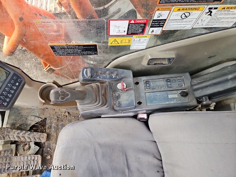 image for item DN7211 2006 Hitachi  ZX270LC-3 excavator