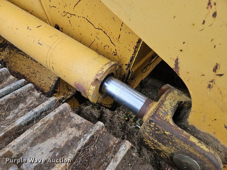 image for item DN7212 1994 Caterpillar  953B track loader