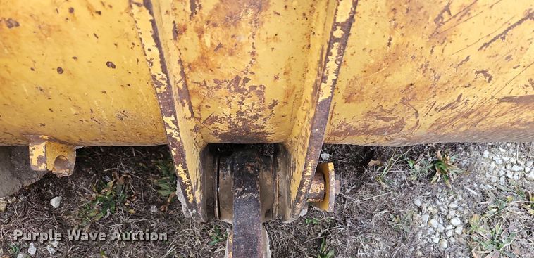 image for item DN7212 1994 Caterpillar  953B track loader
