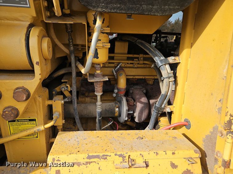 image for item DN7212 1994 Caterpillar  953B track loader