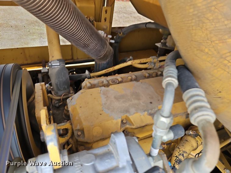 image for item DN7212 1994 Caterpillar  953B track loader