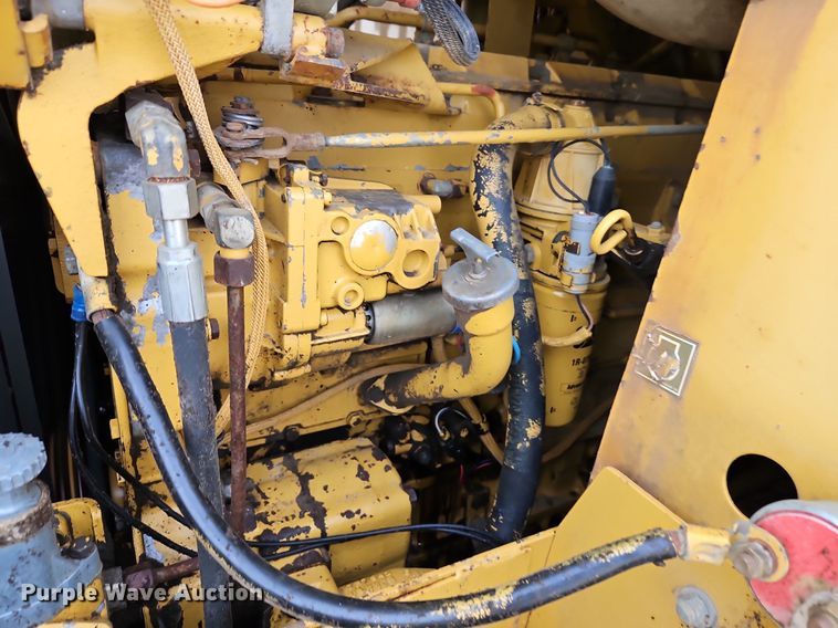 image for item DN7212 1994 Caterpillar  953B track loader