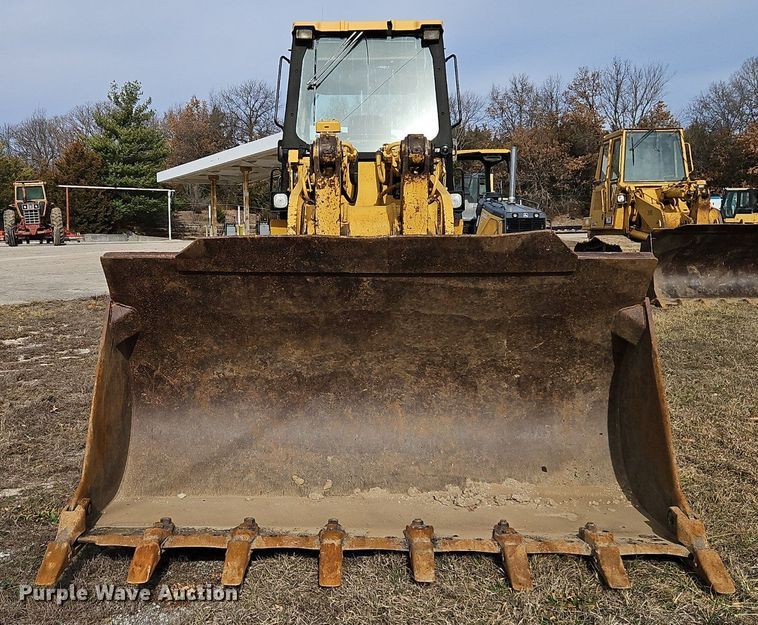 image for item DN7213 2001 Caterpillar  973C track loader