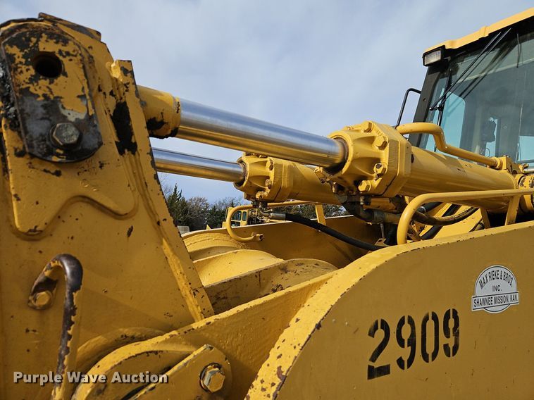 image for item DN7213 2001 Caterpillar  973C track loader