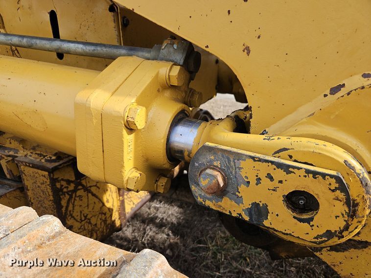 image for item DN7213 2001 Caterpillar  973C track loader