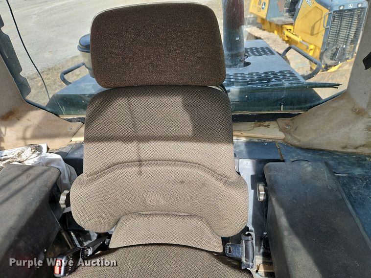 image for item DN7213 2001 Caterpillar  973C track loader