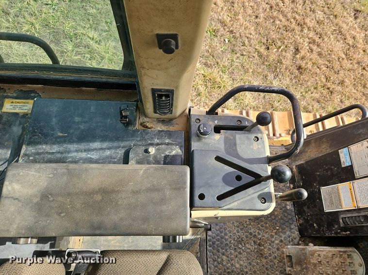 image for item DN7213 2001 Caterpillar  973C track loader