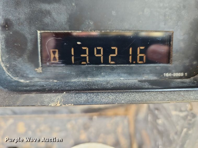 image for item DN7213 2001 Caterpillar  973C track loader