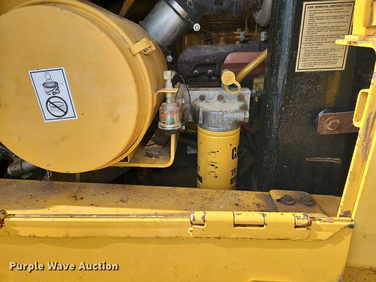 image for item DN7213 2001 Caterpillar  973C track loader