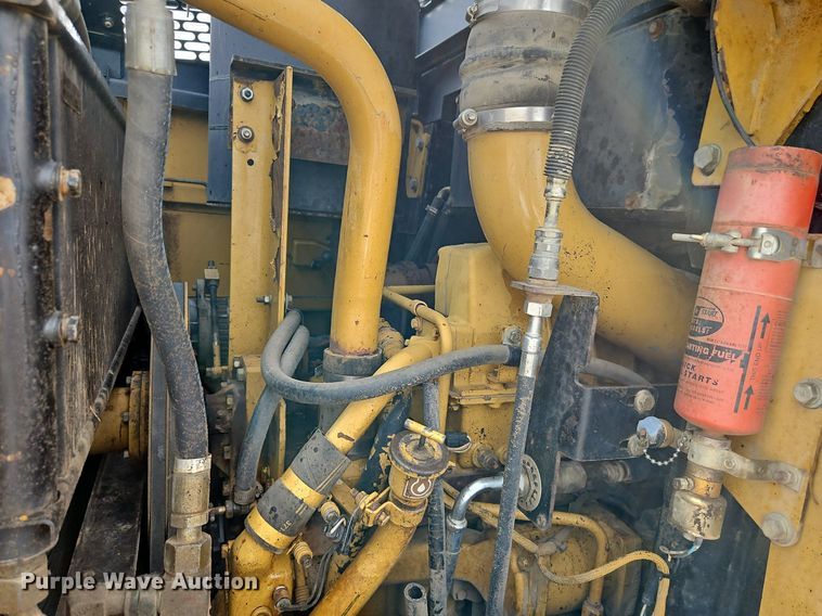 image for item DN7213 2001 Caterpillar  973C track loader