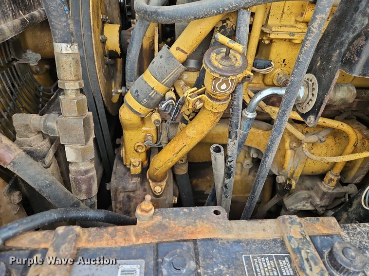 image for item DN7213 2001 Caterpillar  973C track loader