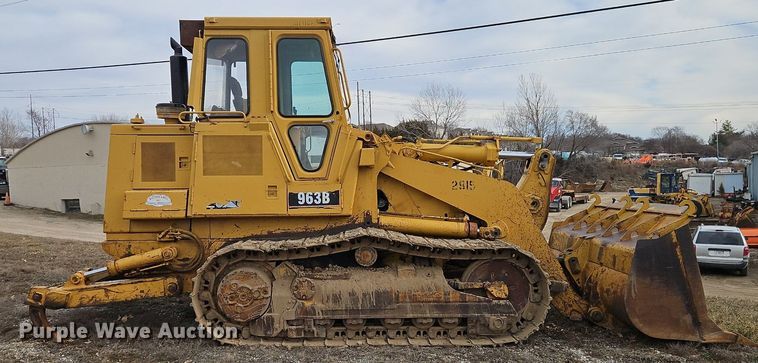 image for item DN7214 1996 Caterpillar  963B track loader