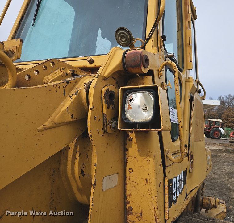 image for item DN7214 1996 Caterpillar  963B track loader