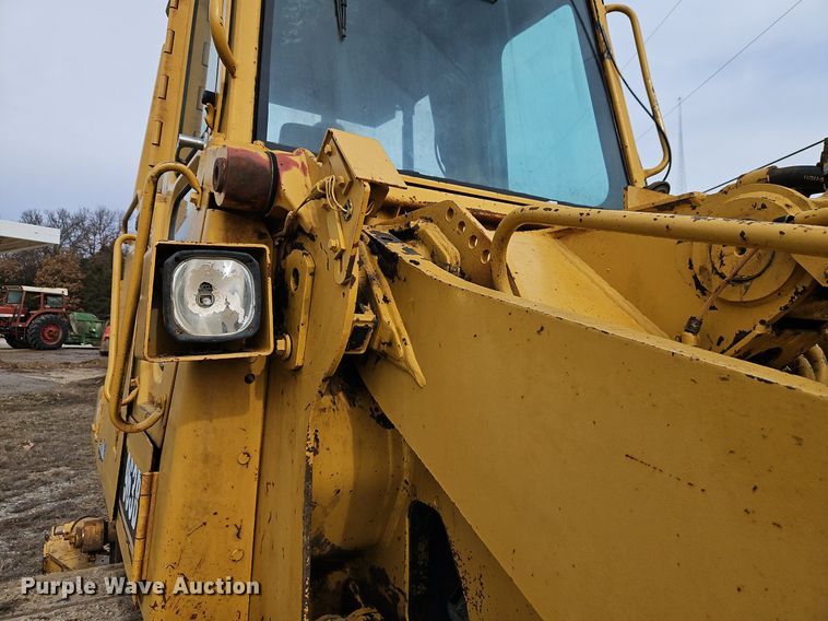 image for item DN7214 1996 Caterpillar  963B track loader