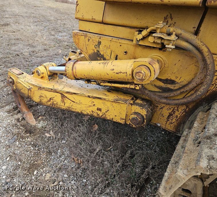 image for item DN7214 1996 Caterpillar  963B track loader