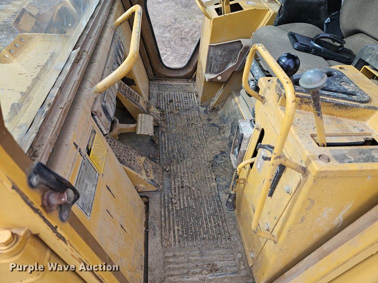 image for item DN7214 1996 Caterpillar  963B track loader