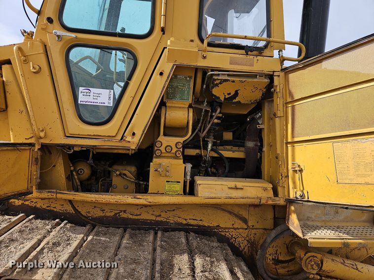 image for item DN7214 1996 Caterpillar  963B track loader