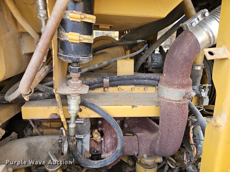 image for item DN7214 1996 Caterpillar  963B track loader