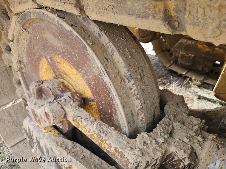 image for item DN7214 1996 Caterpillar  963B track loader