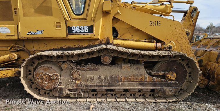 image for item DN7214 1996 Caterpillar  963B track loader