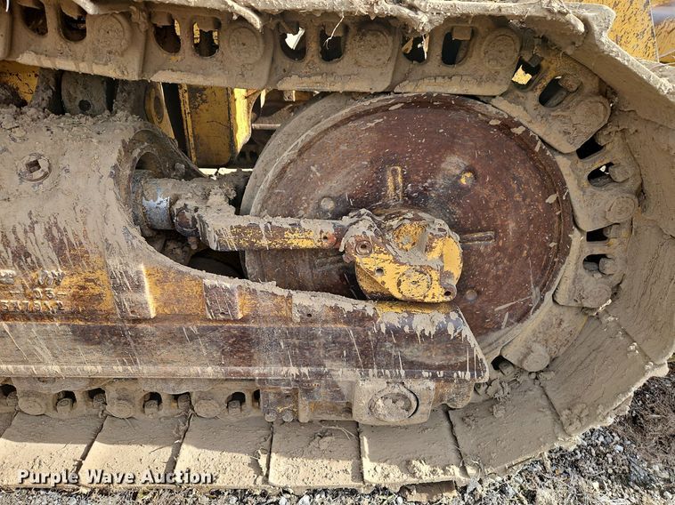 image for item DN7214 1996 Caterpillar  963B track loader
