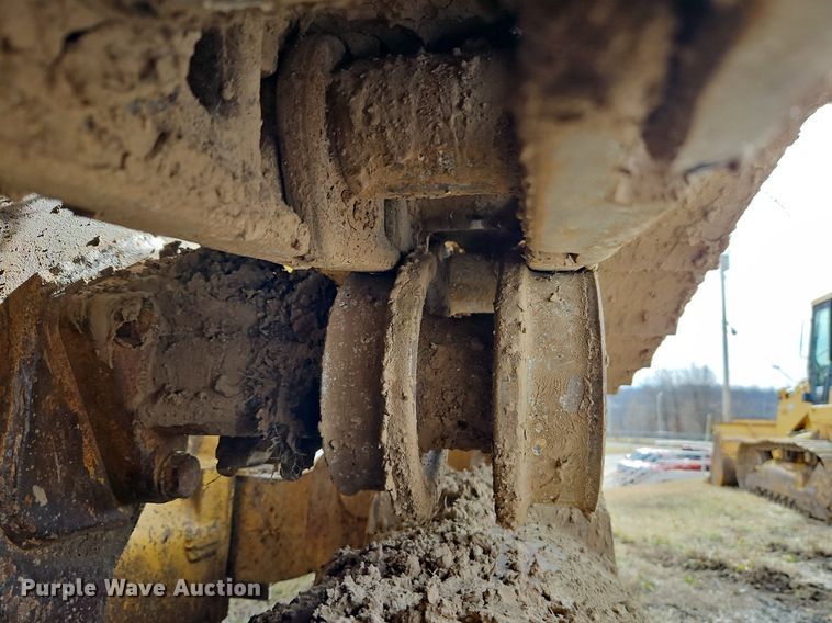 image for item DN7214 1996 Caterpillar  963B track loader