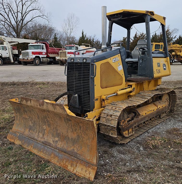 image for item DN7215 2005 John Deere 450J LT dozer