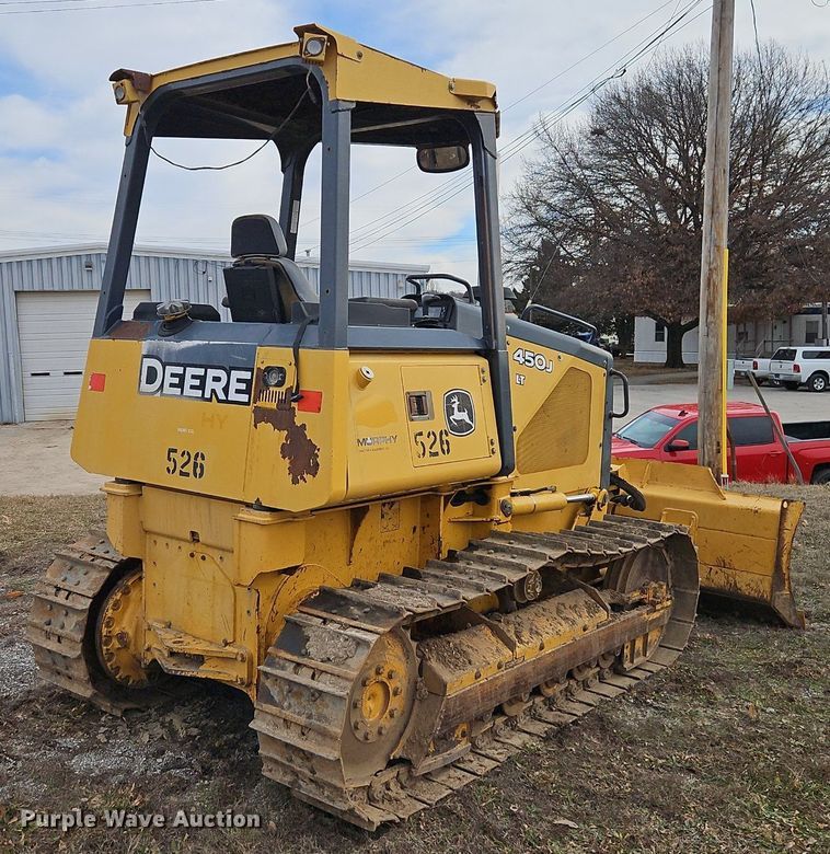 image for item DN7215 2005 John Deere 450J LT dozer