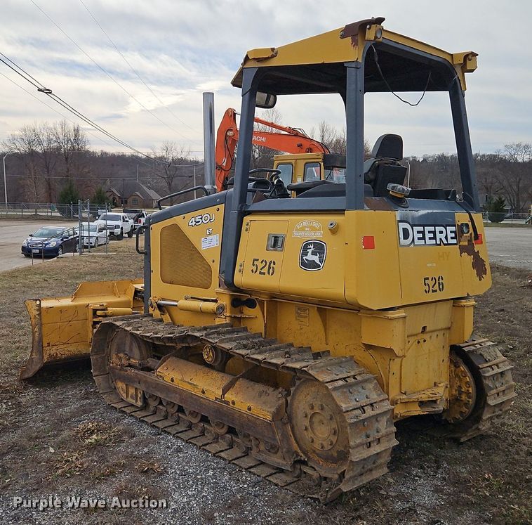 image for item DN7215 2005 John Deere 450J LT dozer