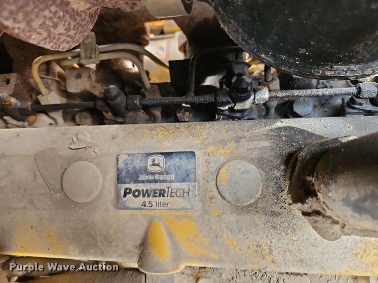 image for item DN7215 2005 John Deere 450J LT dozer