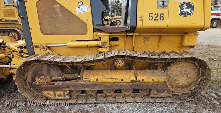 image for item DN7215 2005 John Deere 450J LT dozer