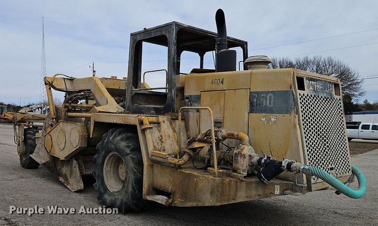 image for item DN7216 1995 Caterpillar  SM 350 soil stabilizer / reclaimer