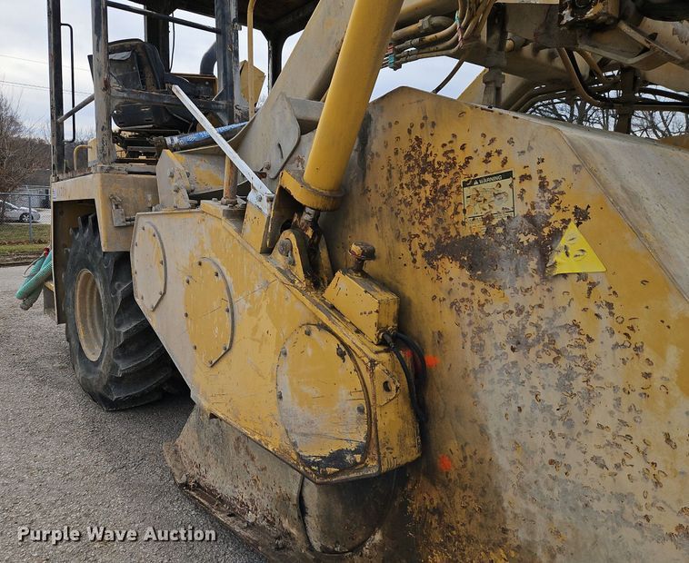 image for item DN7216 1995 Caterpillar  SM 350 soil stabilizer / reclaimer