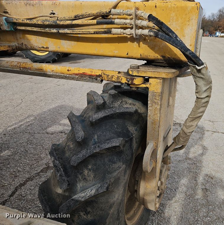 image for item DN7216 1995 Caterpillar  SM 350 soil stabilizer / reclaimer