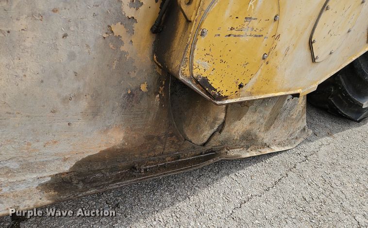 image for item DN7216 1995 Caterpillar  SM 350 soil stabilizer / reclaimer